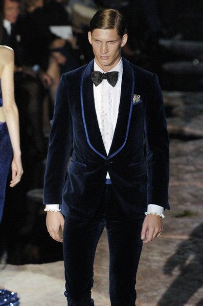 gucci velvet tuxedo|gucci tom ford tuxedo.